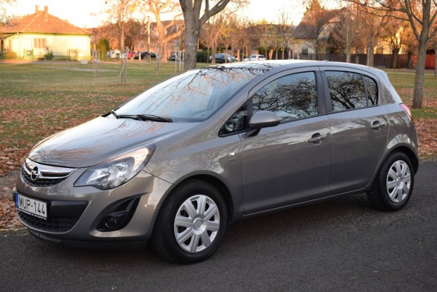 Opel Corsa D 1.4 T Cosmo Start-Stop Navi! Flb...