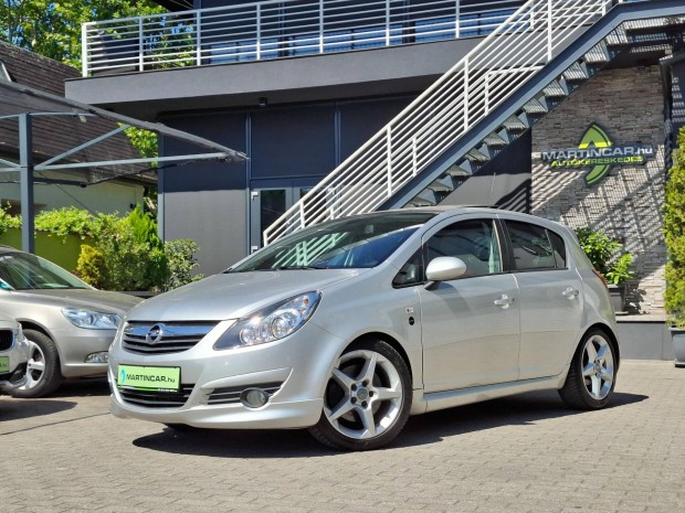 Opel Corsa D 1.6 GSI Starsilber III Metallic +K...