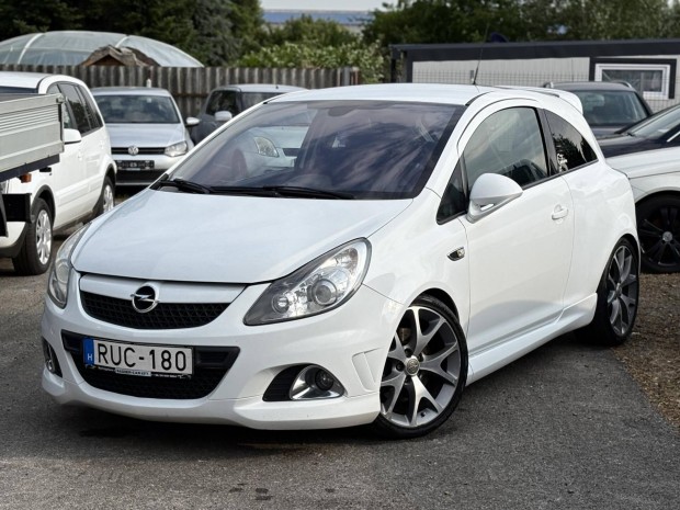 Opel Corsa D 1.6 OPC Recaro Kagyló Ülés-Eibach...