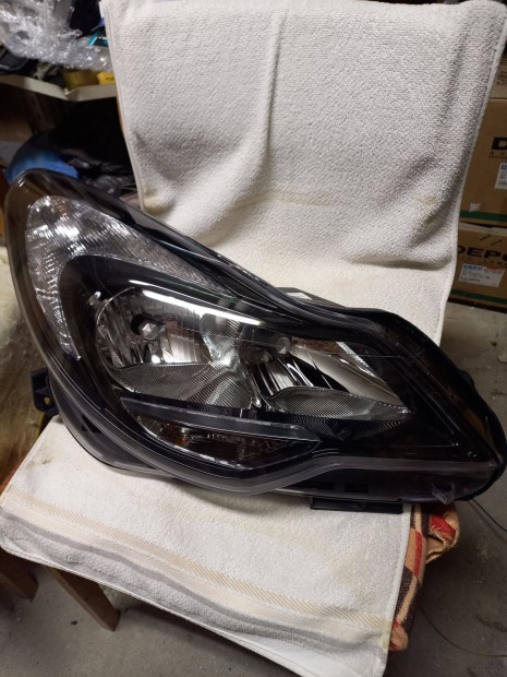Opel Corsa D 2011.03.01-2014.08.31 FSZ H7/H1+nappalifény fekete h.(mot