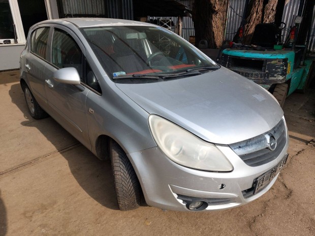 Opel Corsa D Karossz�ria elemei Z157