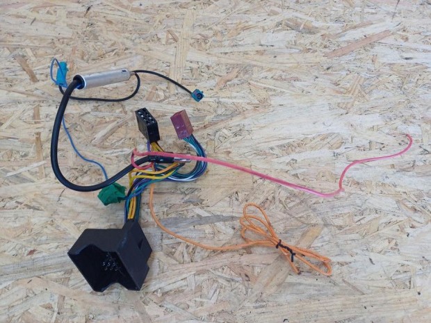 Opel Corsa D (2006-2015) R�di� Csatlakoz�