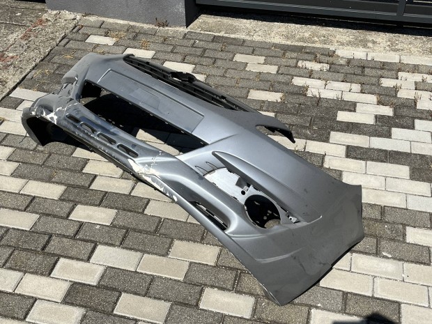 Opel Corsa D első lökhárító (sérült)
