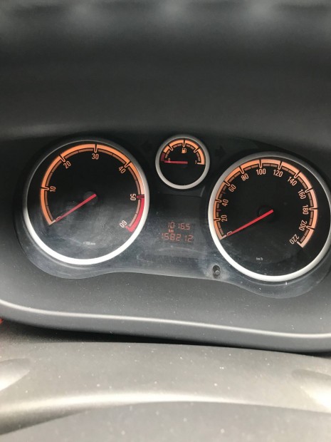 Opel Corsa D els tulajdonostl