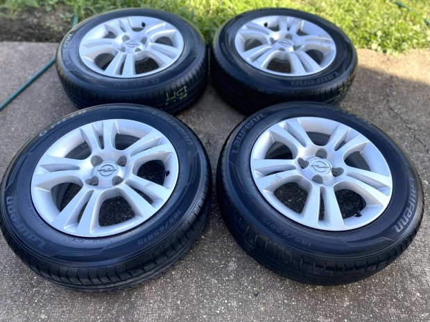Opel Corsa D gyri 15"-os alufelni szett 185/65R15 nyri 