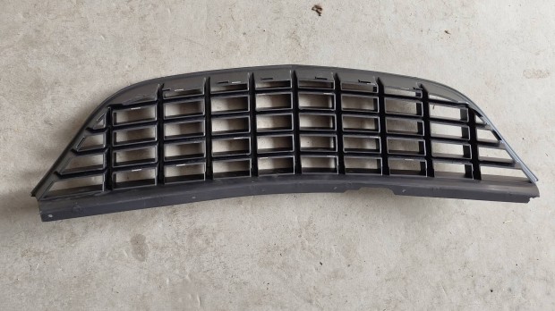 Opel Corsa D jel nélküli fényezett hűtőrács