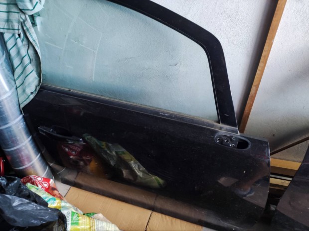 Opel Corsa D jobb első ajtó feketemetal