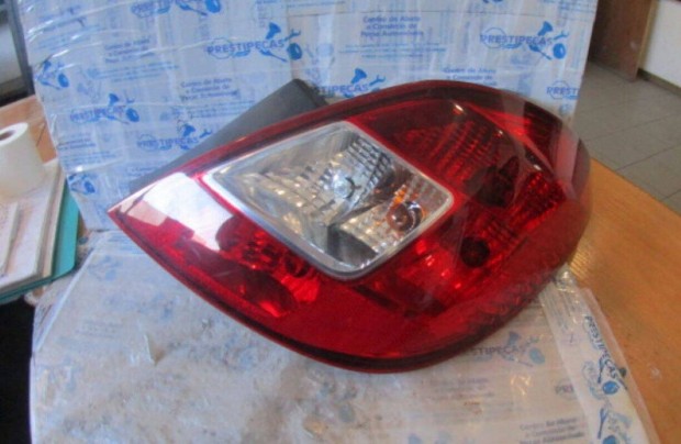 Opel Corsa D jobb hts lmpa