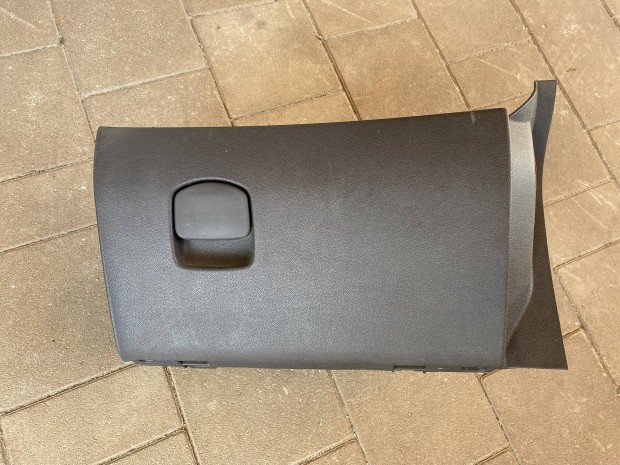Opel Corsa D kesztyűtartó