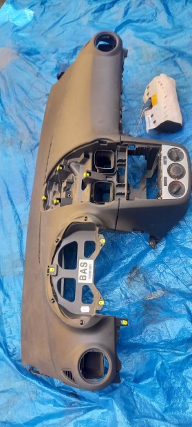 Opel Corsa D mszerfal 2013 