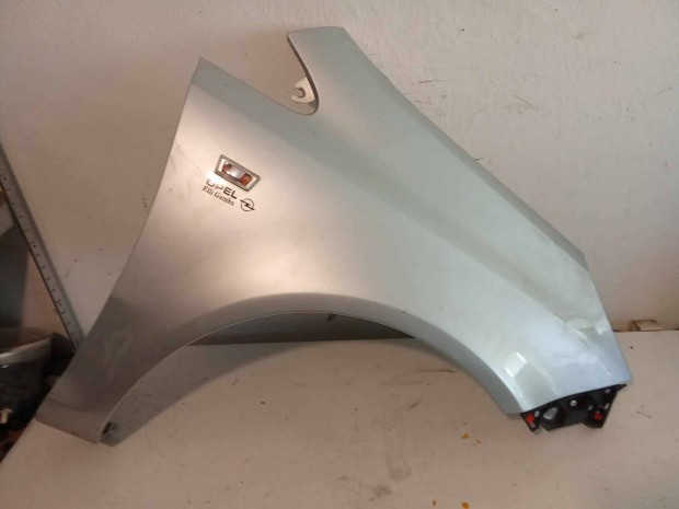 Opel Corsa D z157 jobb els� s�rv�d�