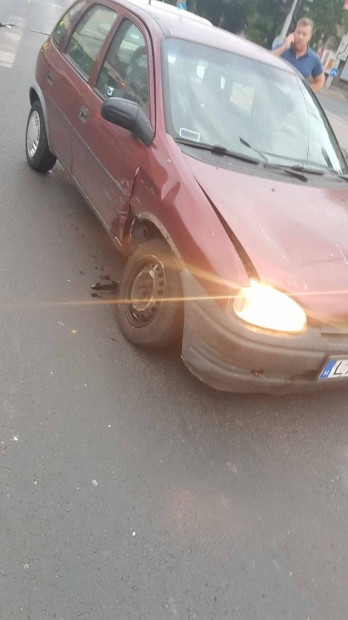 Opel Corsa Eco B 1,2 els tulajtl