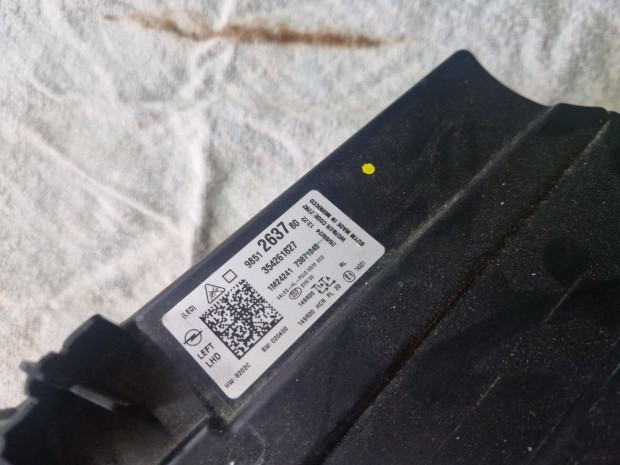 Opel Corsa F LED F�nysz�r�