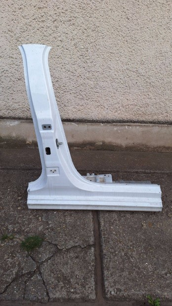 Opel Corsa F b oszlop