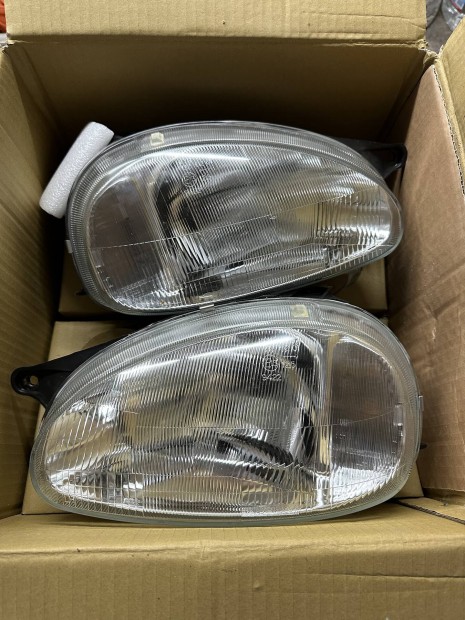 Opel Corsa (B) első fényszóró pár