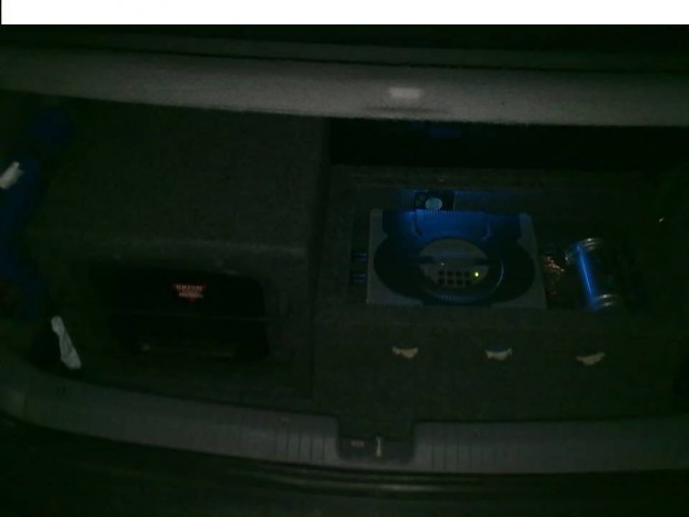 Opel Corsa autóhifi csomagtér beépítő panel