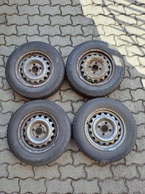 Opel Corsa b felni tligumival