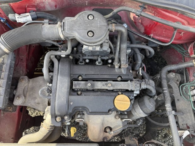 Opel Corsa c 1.0 benzin motor eladó Z10XE