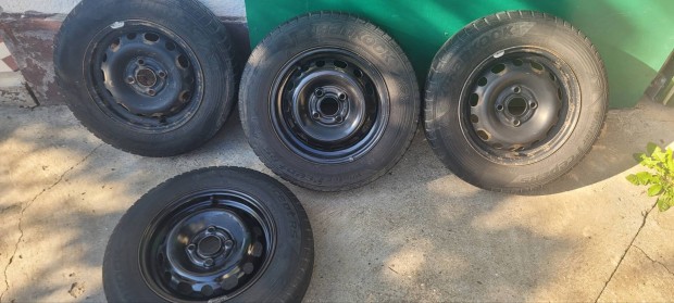 Opel Corsa gyri lemezfelni szett