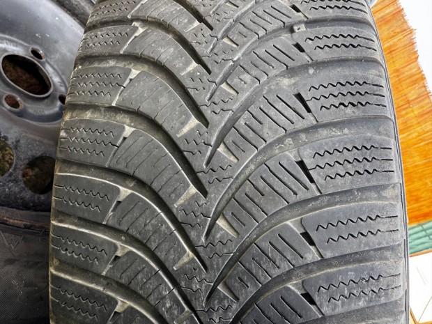 Opel Corsa téligumi felnivel