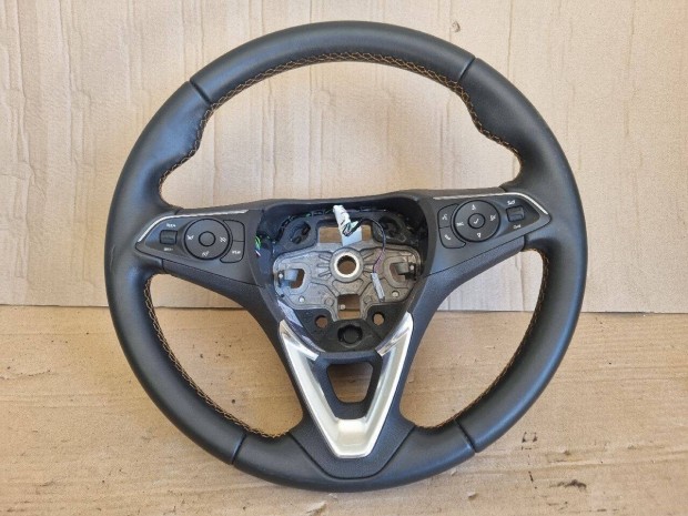 Opel Crossland X Kormány 39187900