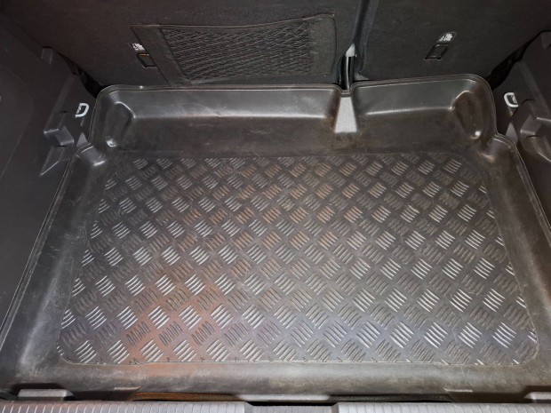 Opel Crossland X , Citroen C3 Aircross csomagtrtlca