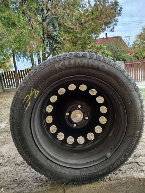 Opel Crossland tligumi