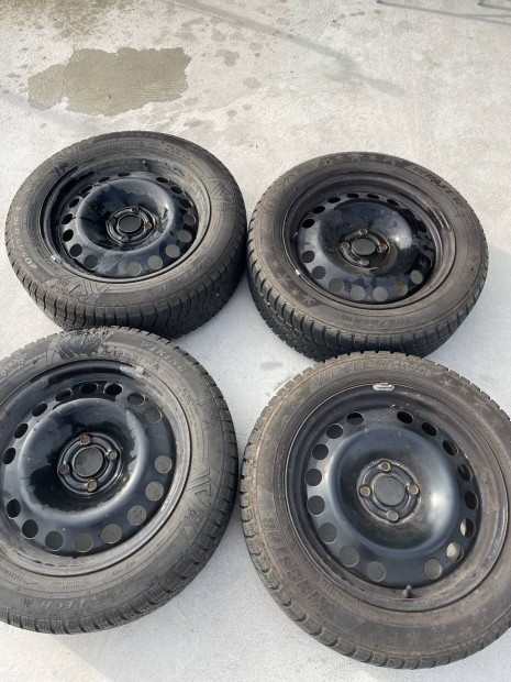 Opel D Corsa 4x100 téligumikkal 16"