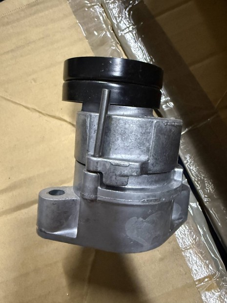 Opel �ksz�j fesz�t� vezet� elem