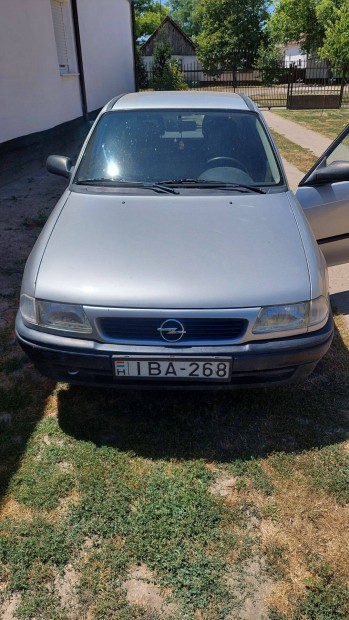 Opel F Astra 1.4