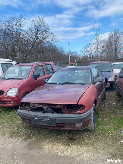 Opel F Astra bontott alkatrszek