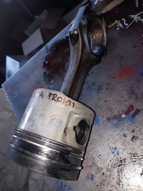 Opel Frontera A Dugatty� + Hajt�kar