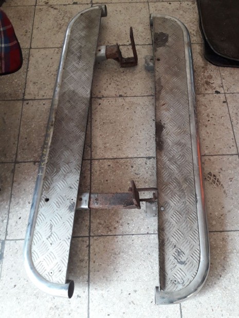 Opel Frontera A Fell�p� P�rban