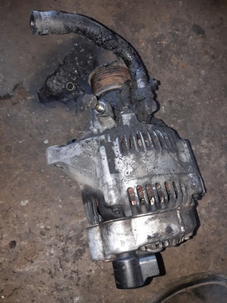 Opel Frontera A Gener�tor + V�kum Pumpa