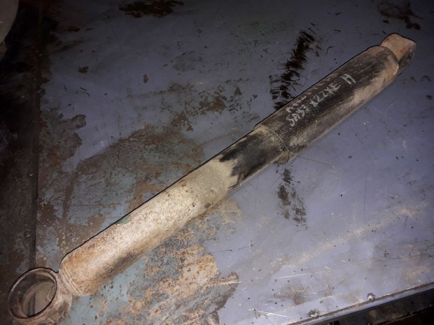 Opel Frontera A Hátsó Lengéscsillapító