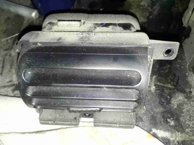 Opel Frontera B Bal Első Szellőző