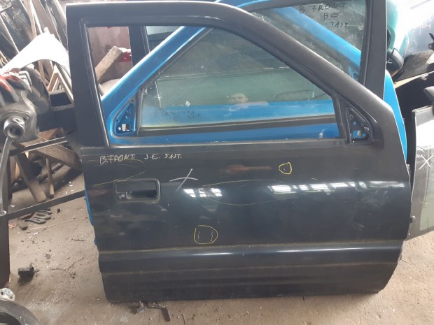 Opel Frontera B Jobb Els� Ajt�
