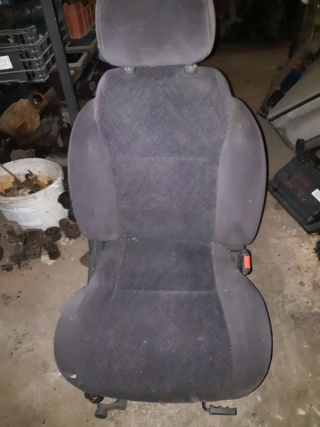 Opel Frontera B Jobb Els� �l�s