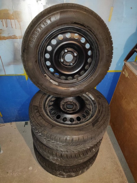 Opel GM ET49 lemez felnik téli Continental gumival 195/65 R 15 T