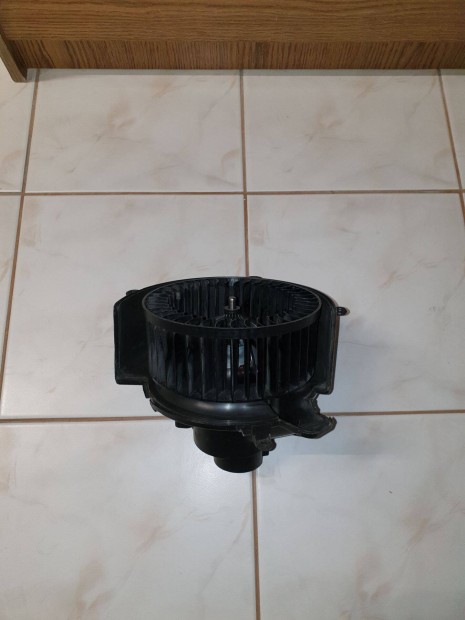 Opel G Astra, A Zafira utastér Behr fűtő ventilátor