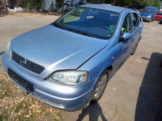 Opel G Astra karosszria elemei Z 151