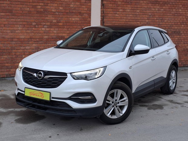 Opel Grandland X 1.2 T Edition Gyngyhz-Panor...