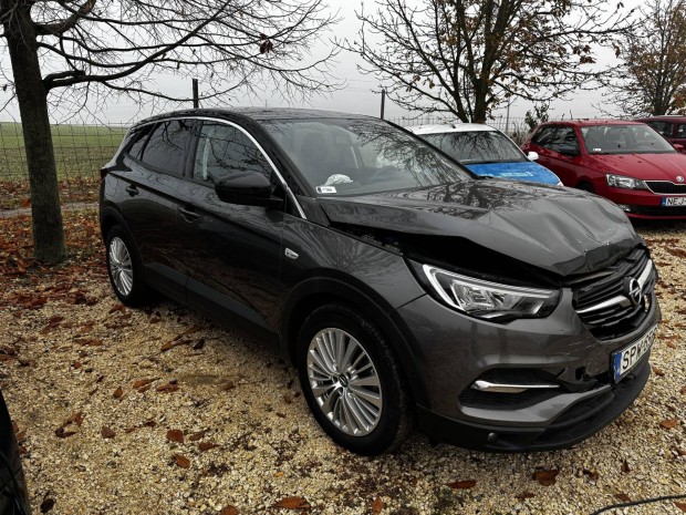 Opel Grandland X 1.2 T Enjoy