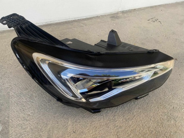 Opel Grandland X jobb első fényszóró YP00162680