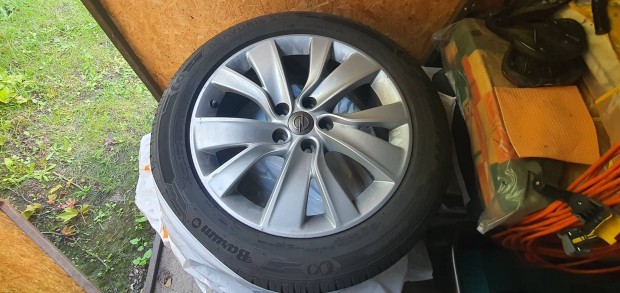 Opel Gyári Alufelni 18" Gumival