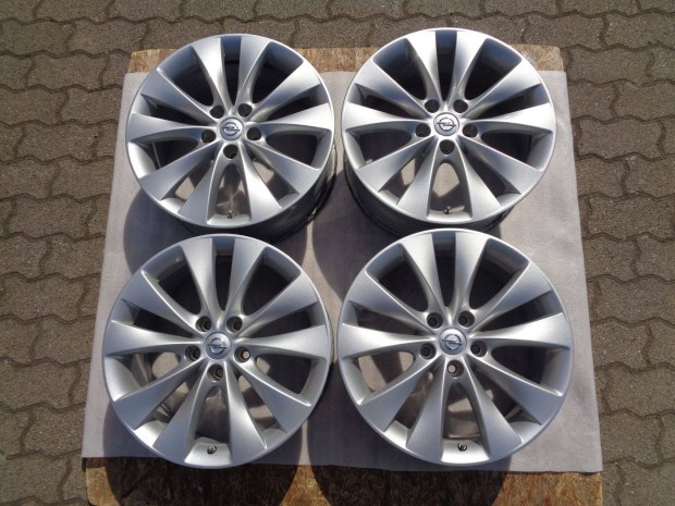 Opel Gyári alufelni 18, 5×115-ös, szenzorral újszerű állapotba eladó