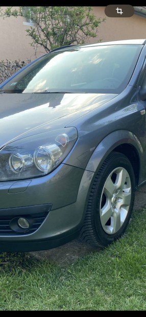 Opel H Astra gyri felnire szerelt tli gumigarnitra elad