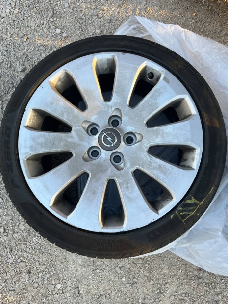 Opel Insignia 19 alufelni