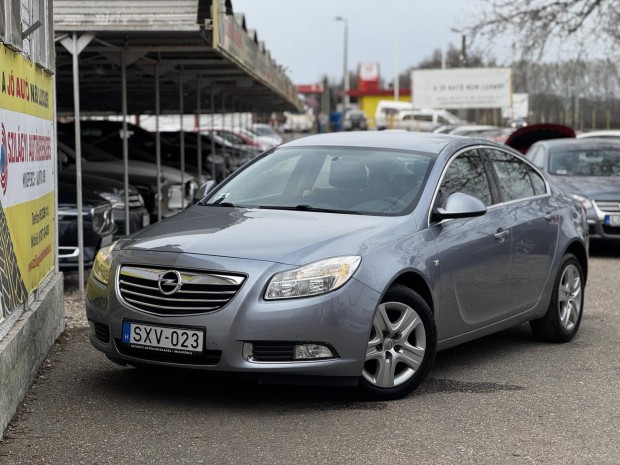 Opel Insignia 1.6 ITT �s Most Akci�!!! Szerv�ze...