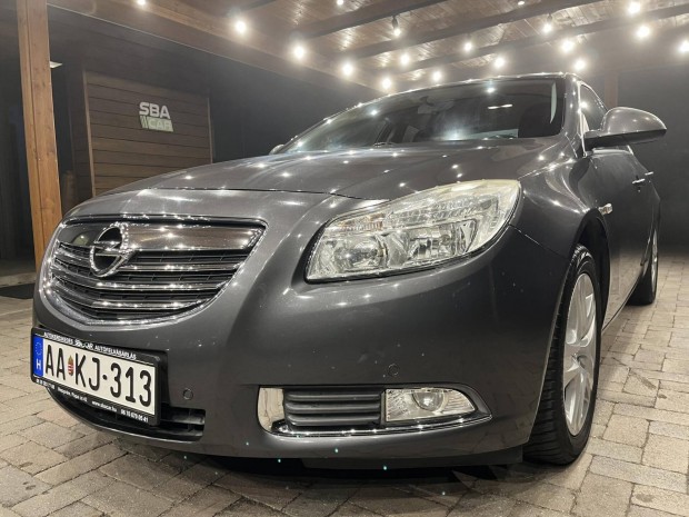 Opel Insignia 1.6 T Cosmo